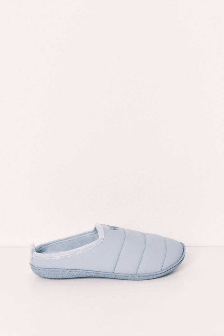 SLIPPERS - Light Blue