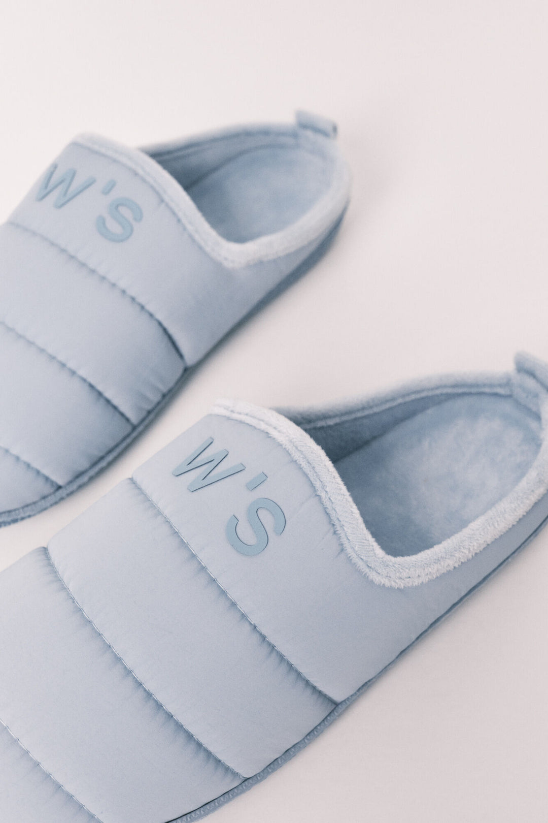 SLIPPERS - Light Blue