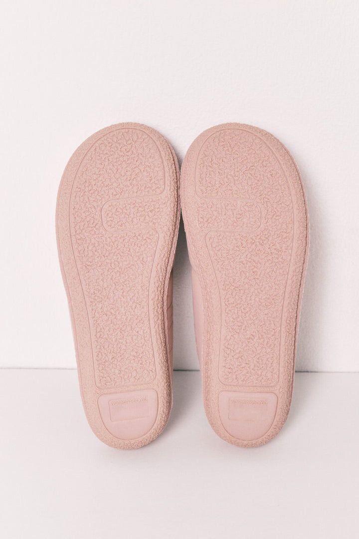 SLIPPERS - Tan
