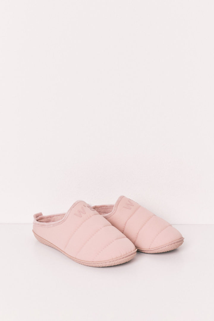 SLIPPERS - Tan