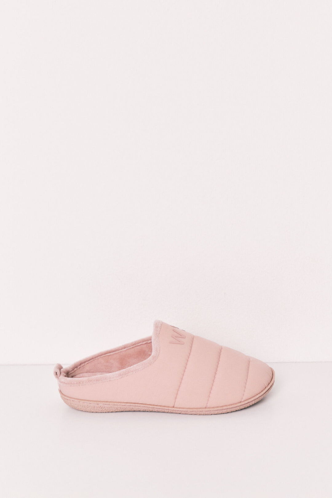 SLIPPERS - Tan