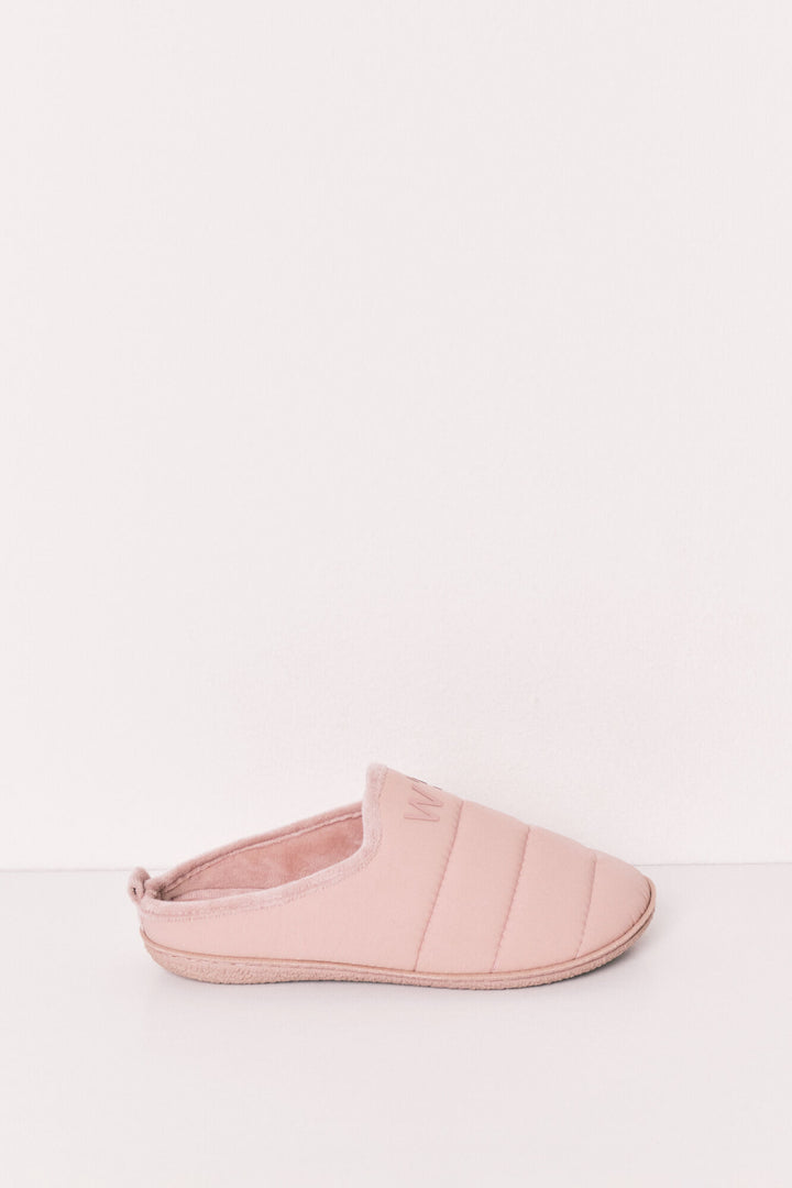 SLIPPERS - Tan