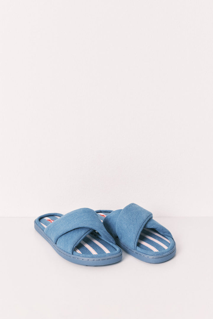 SLIPPERS - Light Blue