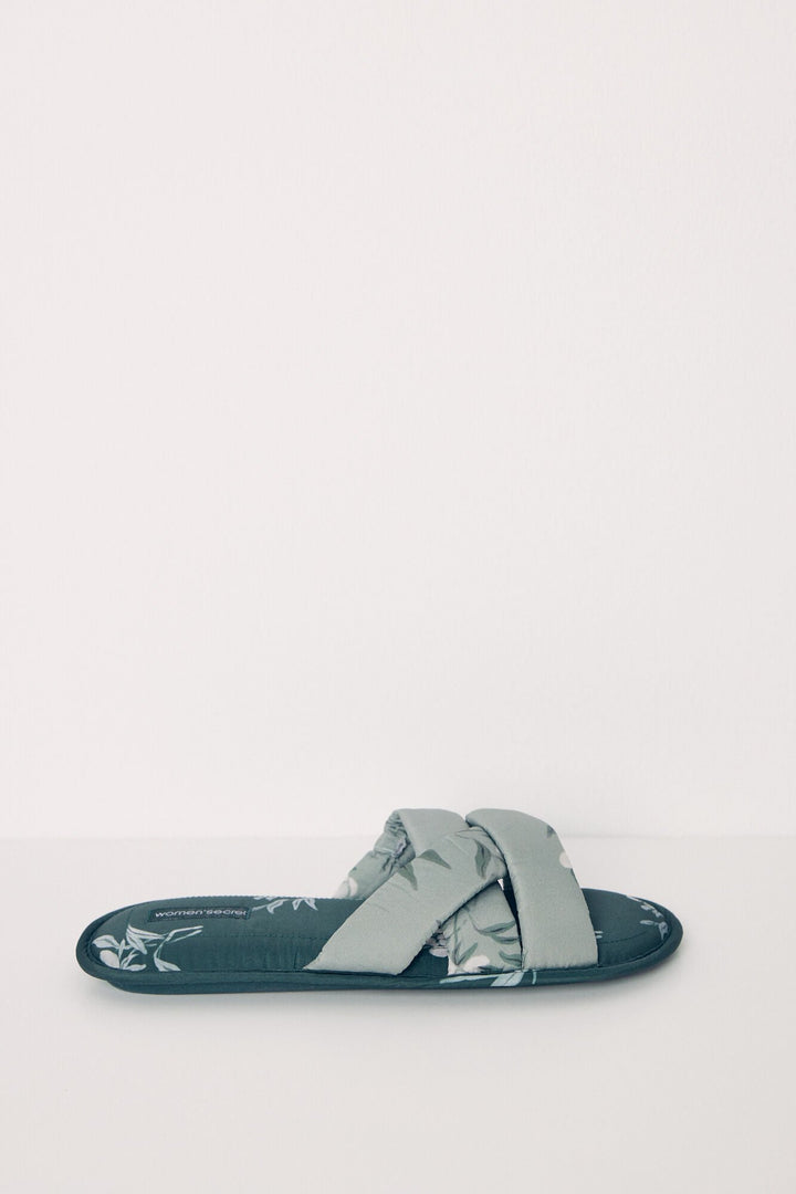 Open green house slippers - Bottle