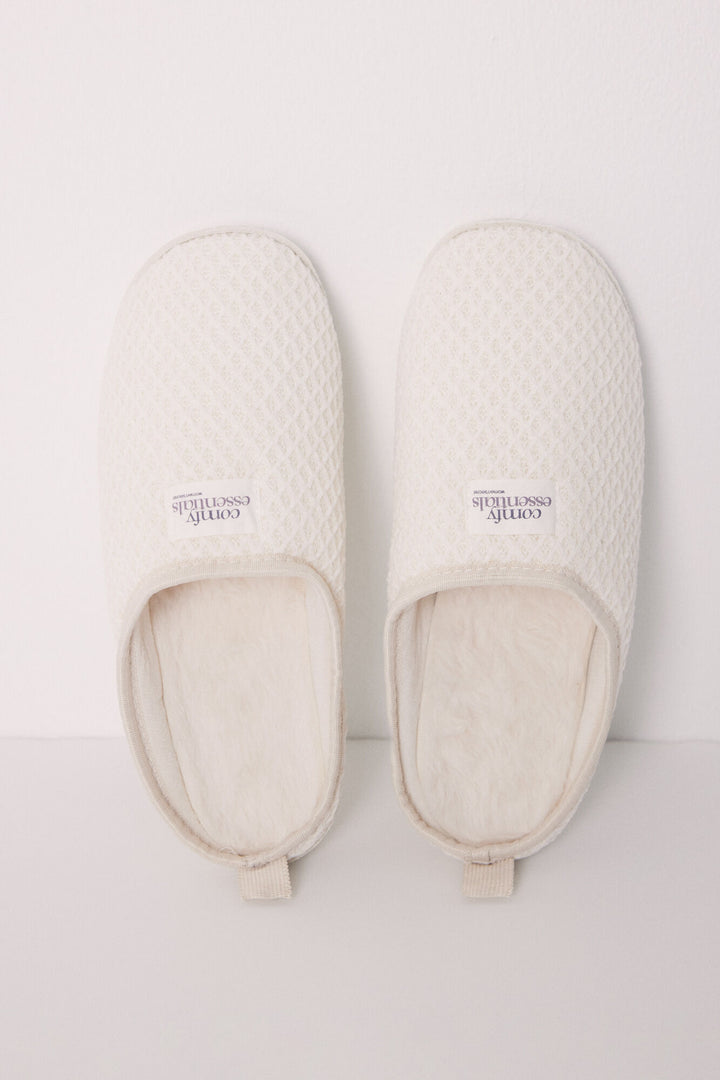 Ivory chenille house slippers - Ivory