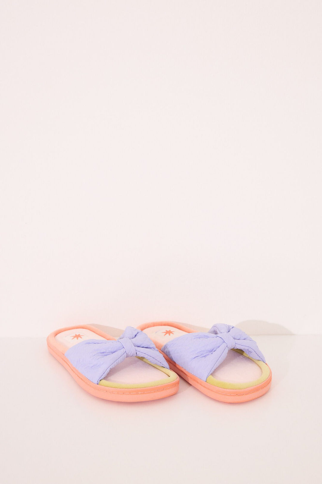 Open Shower Slippers - White Print