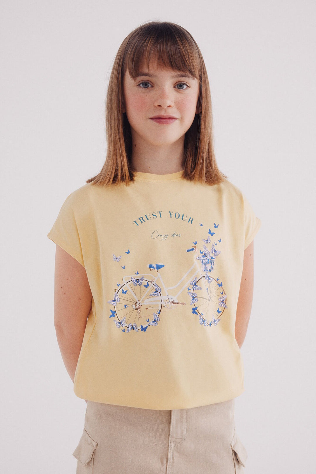 Spring Field T-shirts - Yellow