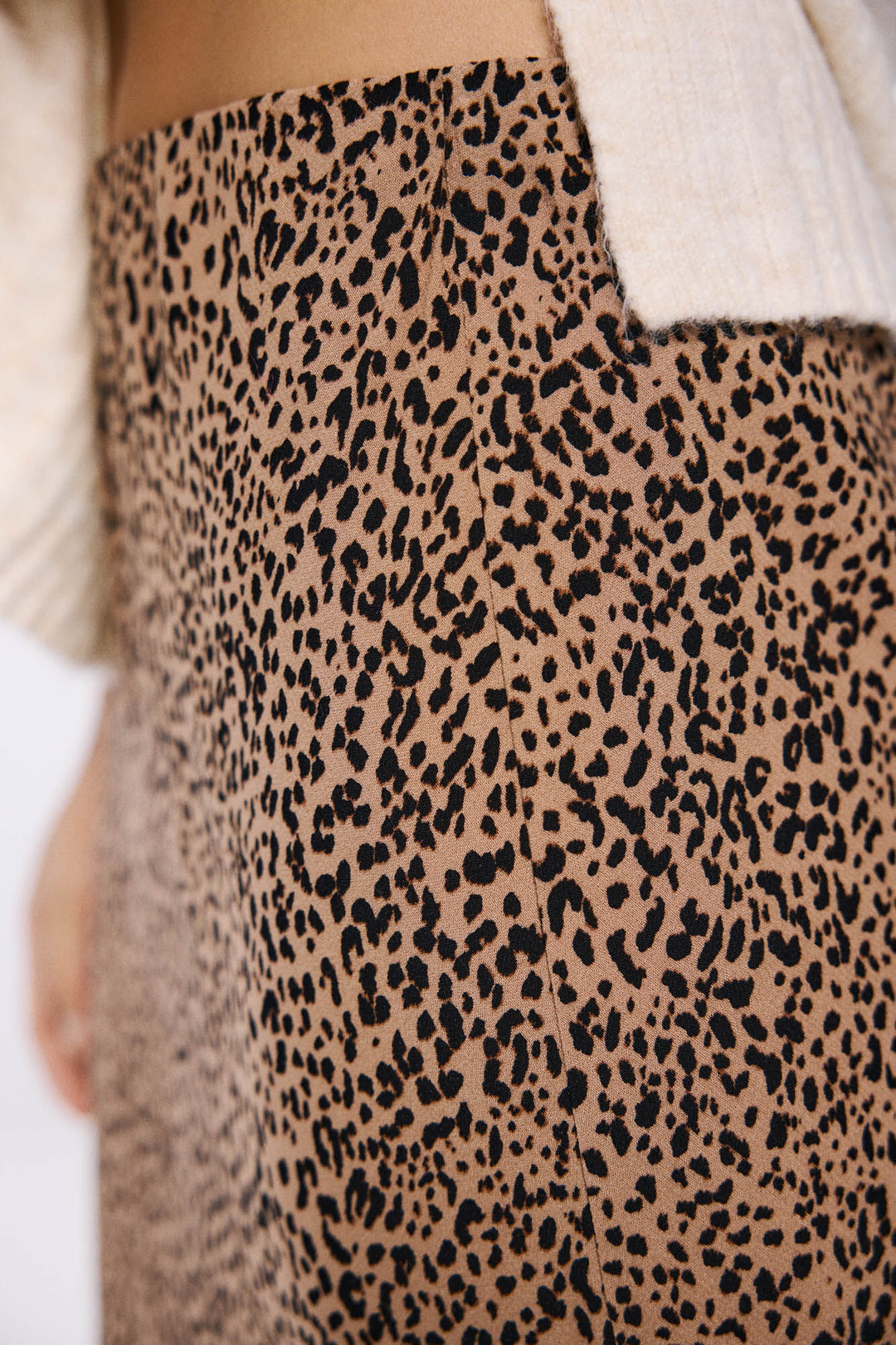 Spring Field Skirts - Tan