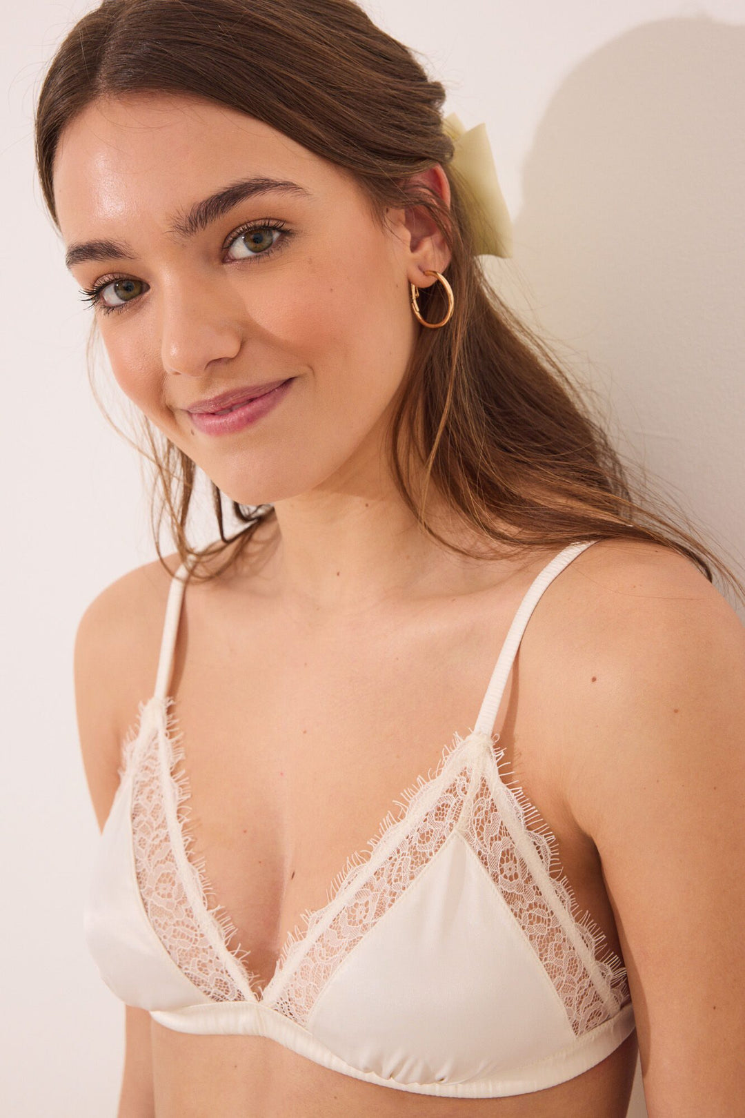 Triangular - Ivory