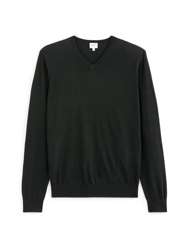 Sweaters - Black