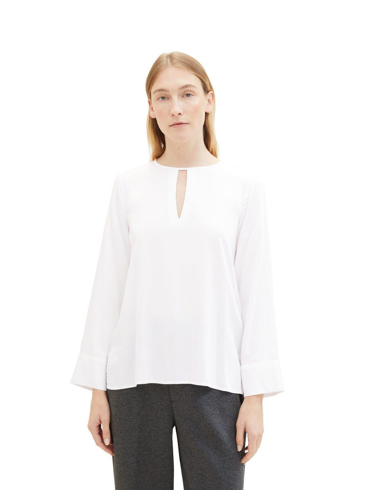 Blouse with cut-out details - White