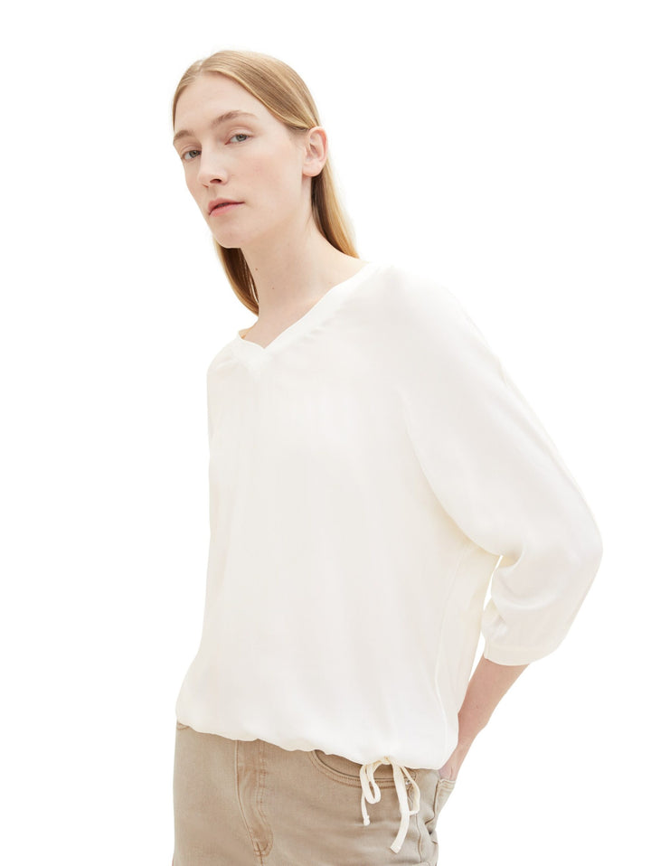 7/8-sleeved shirt with a V-neckline - White