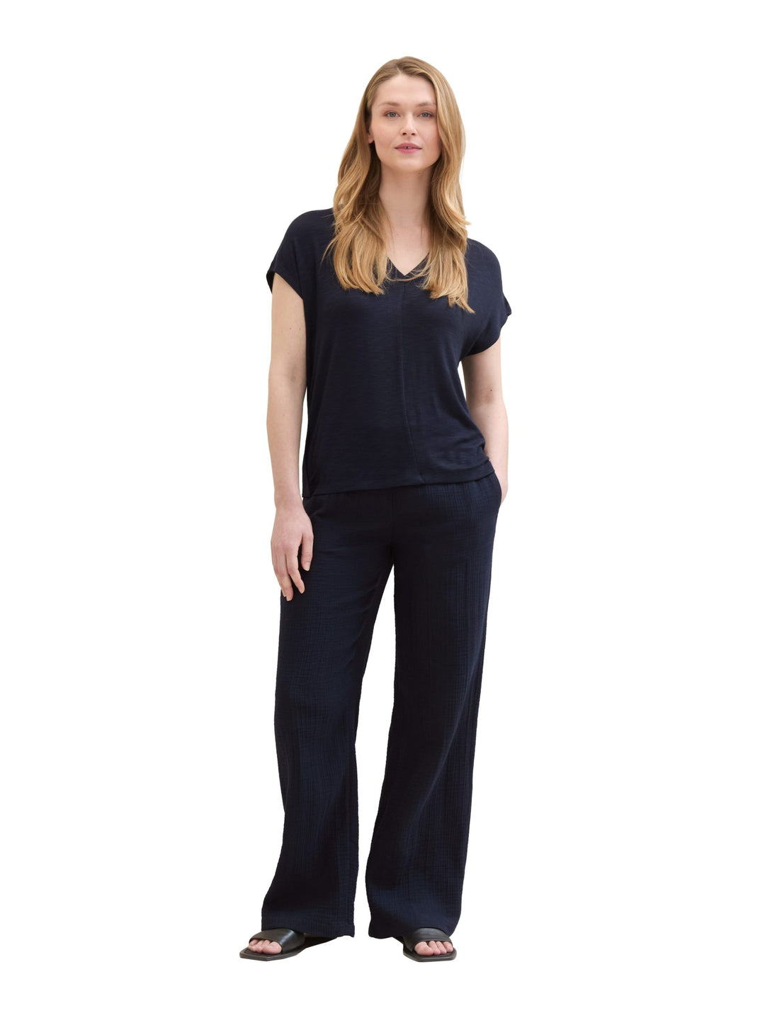 T-shirt with a V-neckline - Blue