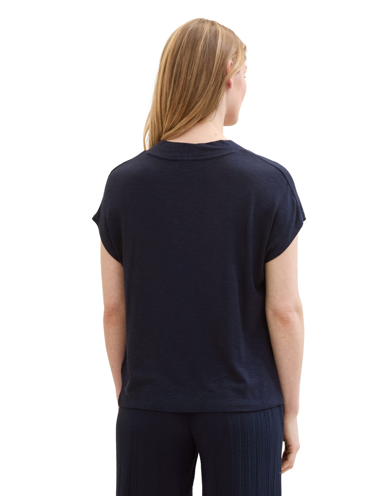 T-shirt with a V-neckline - Blue