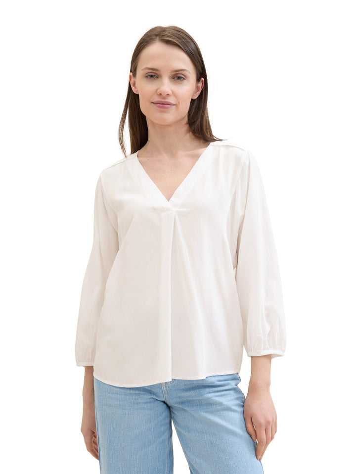 Blouse with a V-neckline - White