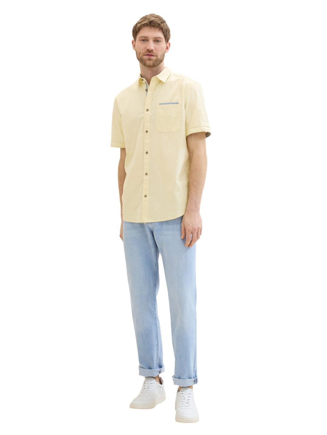 Short-sleeved shirt with a chest pocket - Yellow