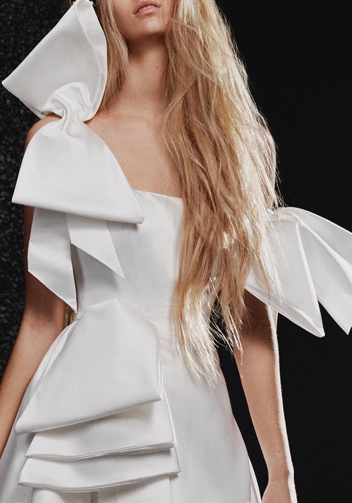 ESTEE - Off White