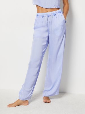 Pajama pants with embroidered flower details