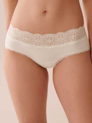 Lace Trim Ribbed Hiphugger Panty