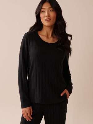 Ribbed Long Sleeve Shirt